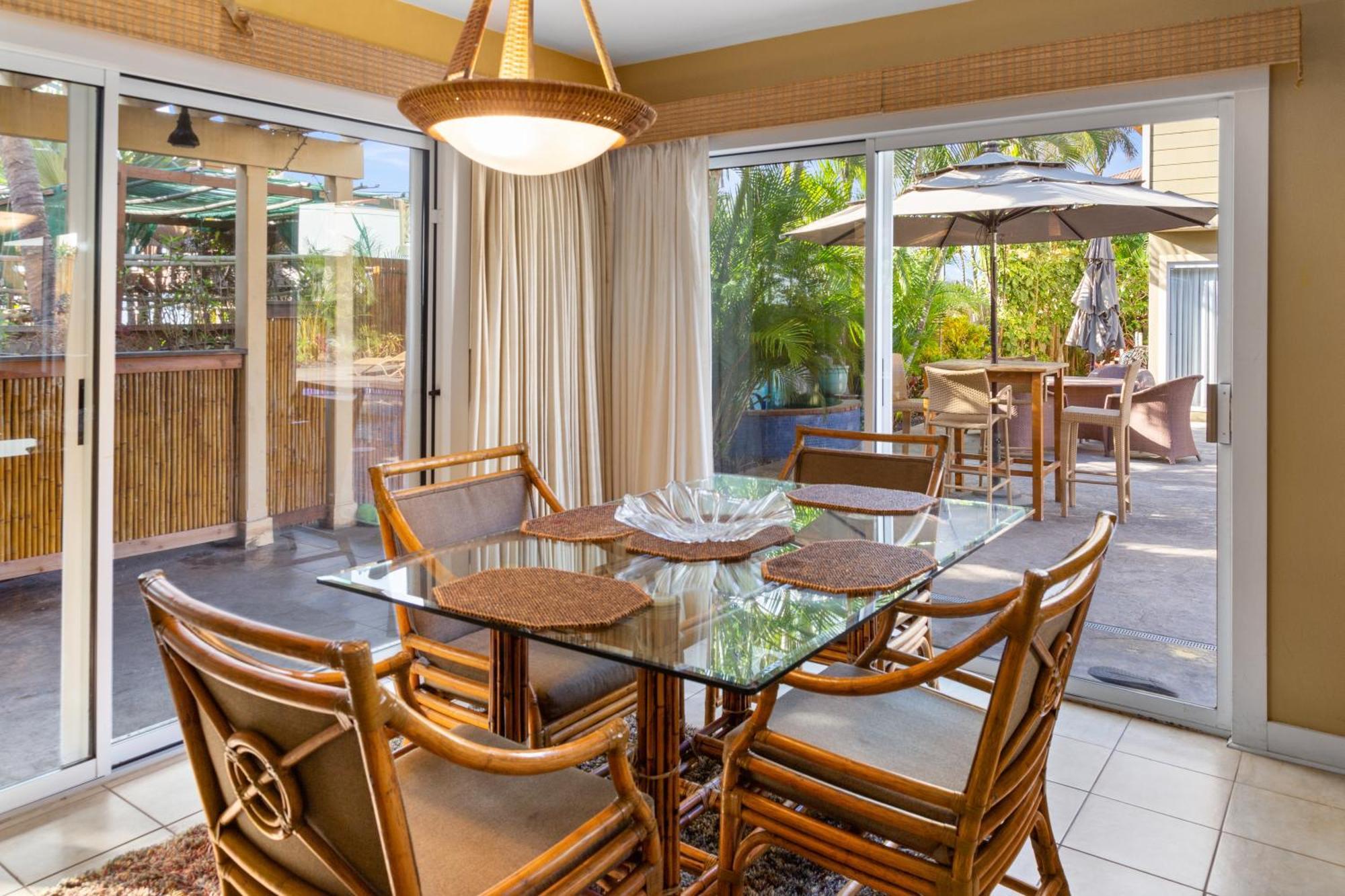 Plumeria Suite, 2-Bedrooms, Sleeps 6, Pool & Bbq, Pre-Renovation Summer Sale Kihei Buitenkant foto