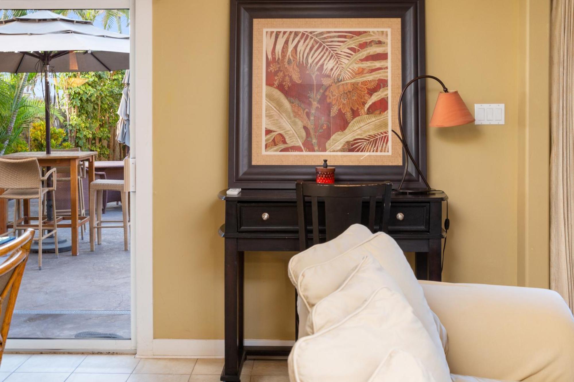 Plumeria Suite, 2-Bedrooms, Sleeps 6, Pool & Bbq, Pre-Renovation Summer Sale Kihei Buitenkant foto