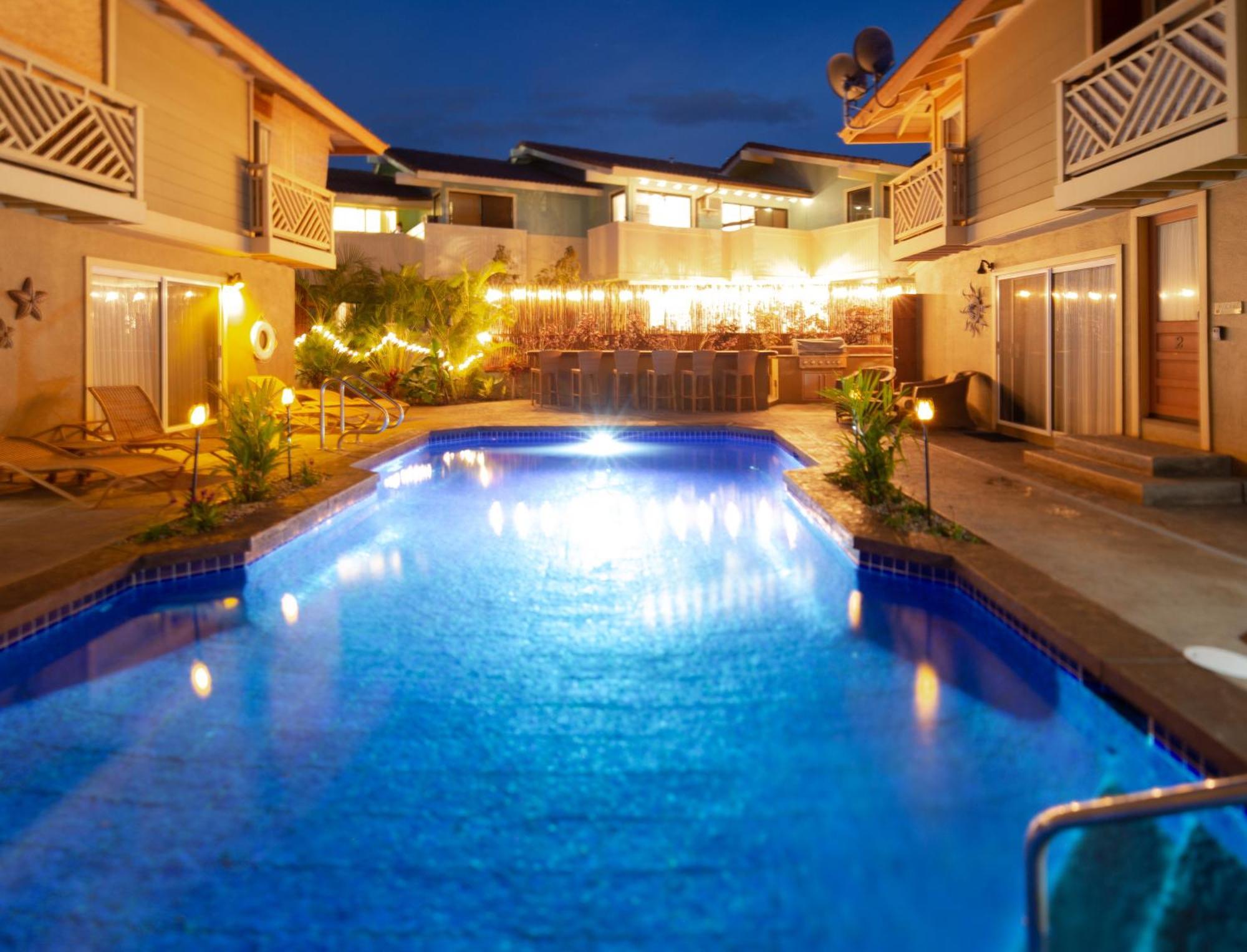 Plumeria Suite, 2-Bedrooms, Sleeps 6, Pool & Bbq, Pre-Renovation Summer Sale Kihei Buitenkant foto